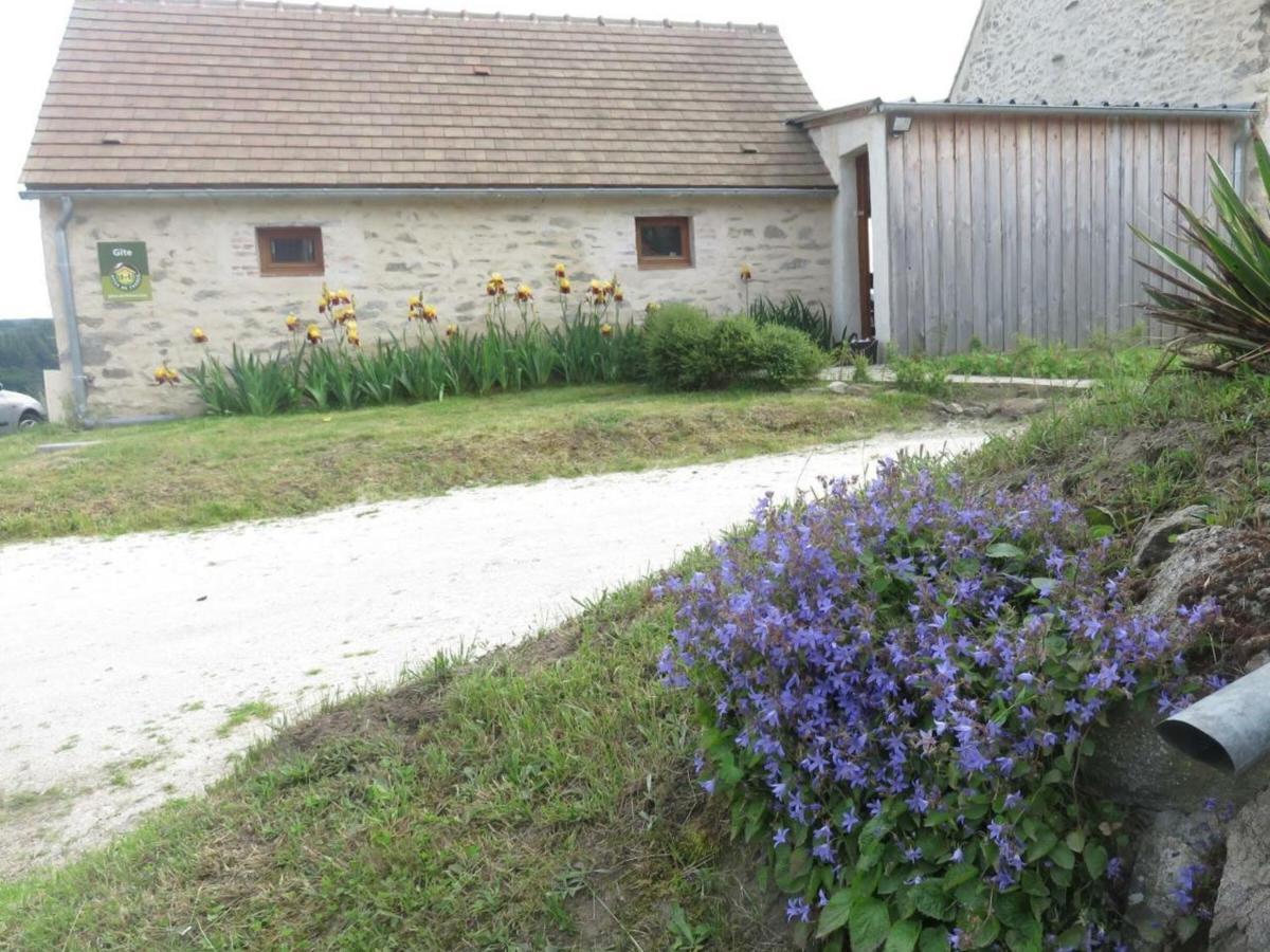 Gîte Louroux-de-Bouble, 4 pièces, 6 personnes - FR-1-489-5 Extérieur photo